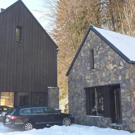 克拉克诺索瓦迪尔纳“木屋”酒店